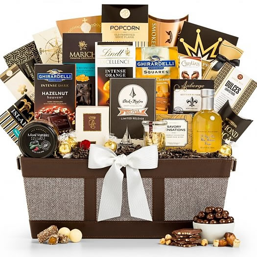 Fancy Deluxe Gift Basket