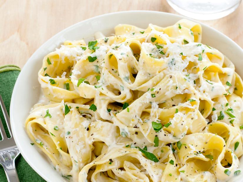 Fettuccine Alfredo with one Free Side Dish